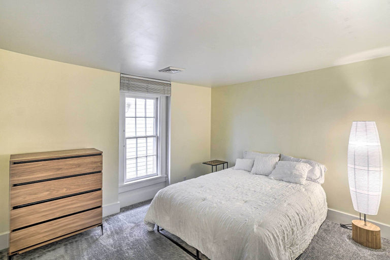Bedroom 2, Historic Troy Home Close to Shops w/ Fire Pit, Troy