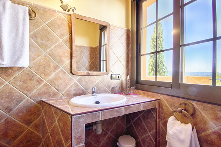 Bathroom 5, Hotel Sierra Tejeda, Málaga