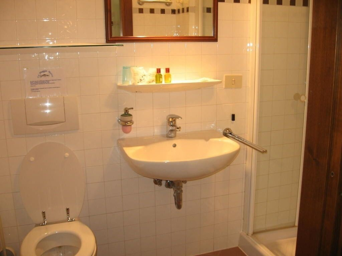 Bathroom, Cà Maggio Nuovo, Pesaro E Urbino