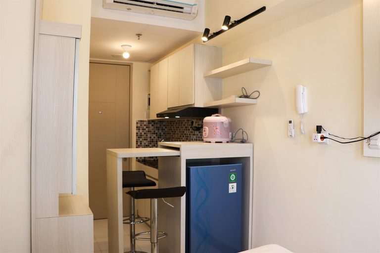 Others 2, Nice and Homey Studio Tokyo Riverside PIK 2 Apartment By Travelio, Tangerang