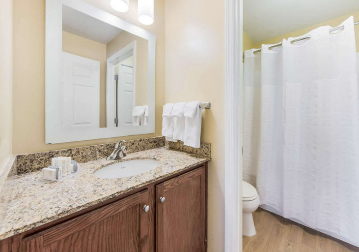 Bathroom 4, Birch Hill Suites Extended Stay - Blue Ash, Cincinnati