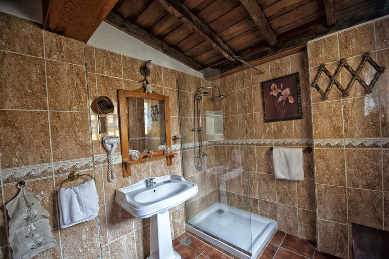 Bathroom 4, Hotel Rural Senderos de Abona, Santa Cruz de Tenerife