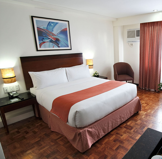 Bedroom 30