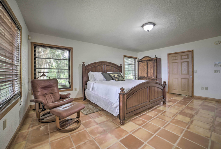 Bedroom 3, Welaka House w/ Private Dock on St Johns River, Putnam