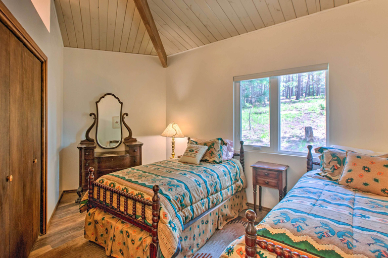 Bedroom 3, Angel Fire Home w/ Deck ~ 3 Mi to Ski Resort!, Colfax