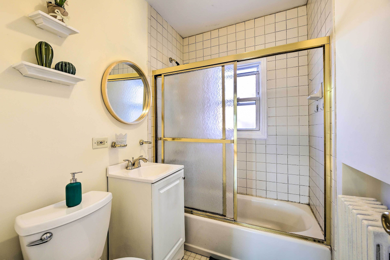 Bathroom 4, Glen Head Home w/ Yard ~ 28 Mi to NYC, Nassau