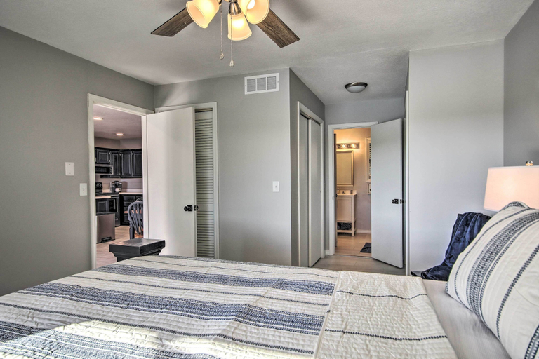 Bedroom 3, Table Rock Lake Hideaway w/ Deck: Bring Your Boat!, Barry