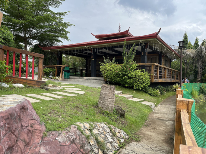Exterior & Views 2, Torres Farm Resort powered by Cocotel, Naic