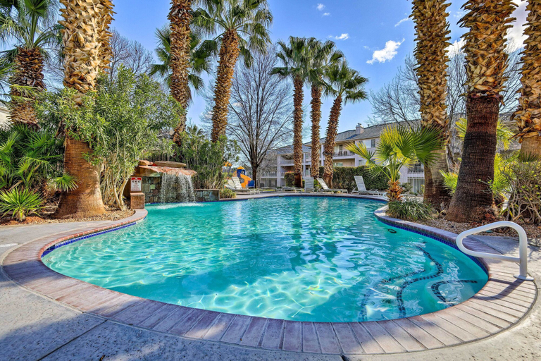 Sport & Beauty 1, Beautiful St George Condo ~ 5 Mi to Downtown!, Washington