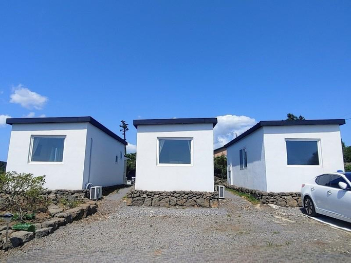 Exterior & Views 4, Jeju Fongnang Eyeom Pension, Jeju