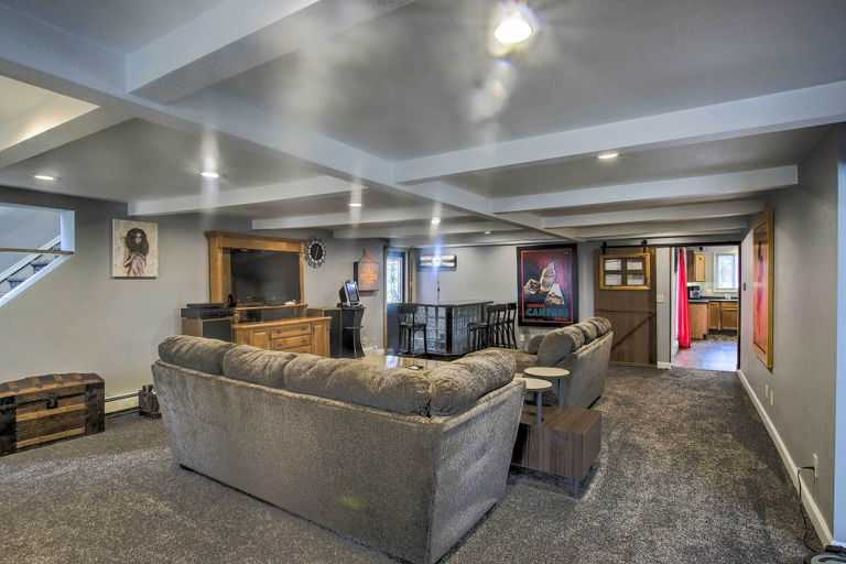 Others 4, Spacious Sheboygan Home w/ Grill & Fire Pit!, Sheboygan