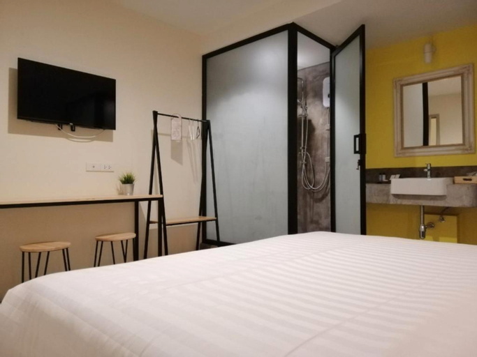 Bedroom 2, The Marble Hostel, Bang Rak