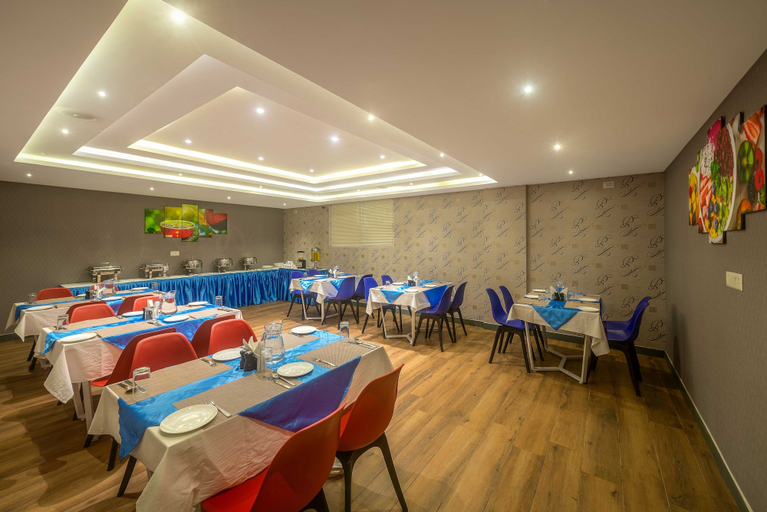 Food & Drinks, Royal Ace Boutique Hotel, Bangalore