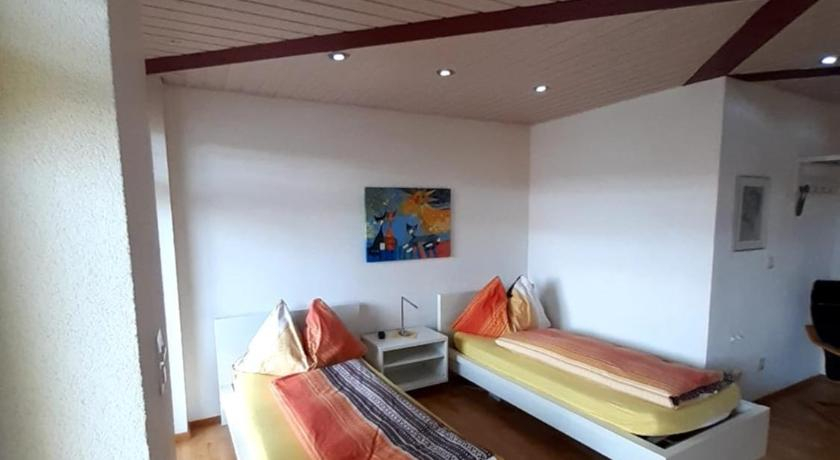 Bedroom 2, Hotel Pamakin, Aarwangen