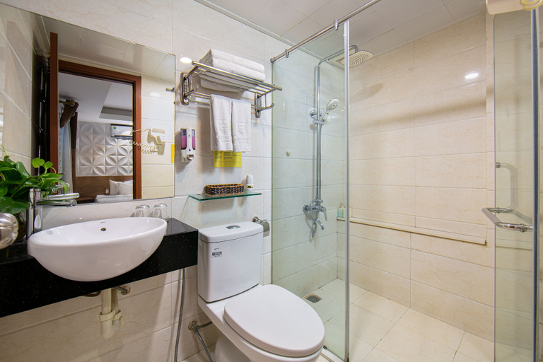 Bathroom 5, Hanoi Diamond King Hotel, Hoàn Kiếm