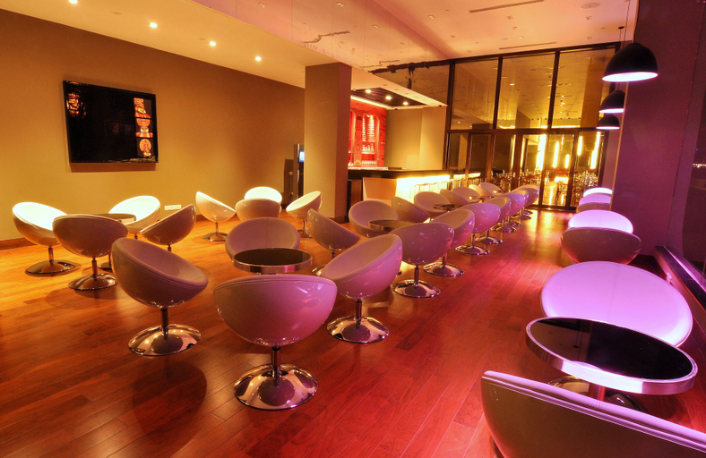 Food & Drinks 5, Keys Select by Lemon Tree Hotels, Kochi, Ernakulam