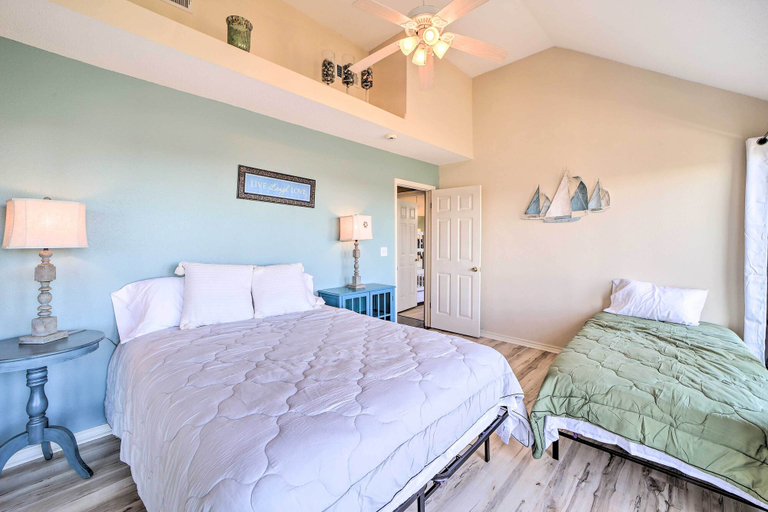 Bedroom 2, Afton Waterfront Retreat w/ Spacious Deck!, Delaware