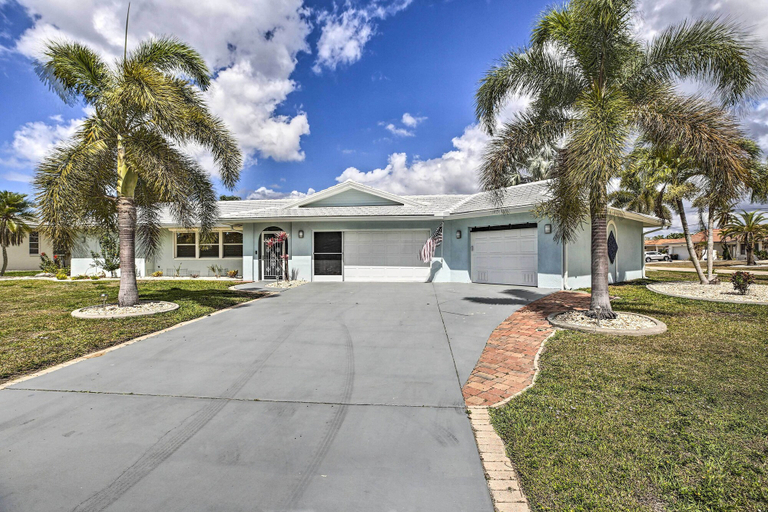 Exterior & Views 2, Spacious Punta Gorda Home w/ Private Pool & Views!, Charlotte