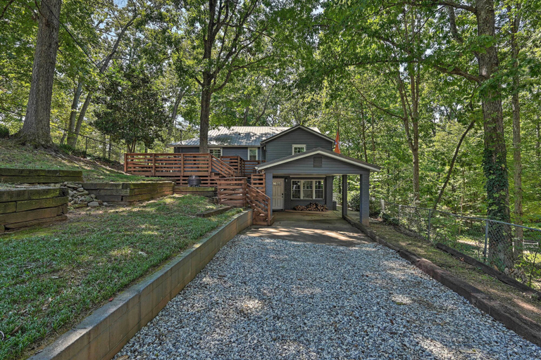 Exterior & Views 2, Chic House w/ Private Dock on Lake Hartwell!, Anderson