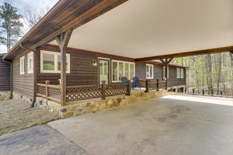 Exterior & Views 2, Spacious Waterfront Hyco Lake Retreat w/ Dock!, Person