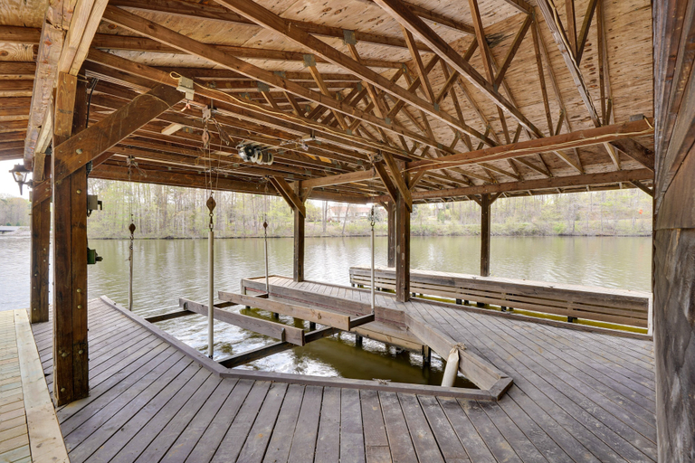 Others 5, Spacious Waterfront Hyco Lake Retreat w/ Dock!, Person