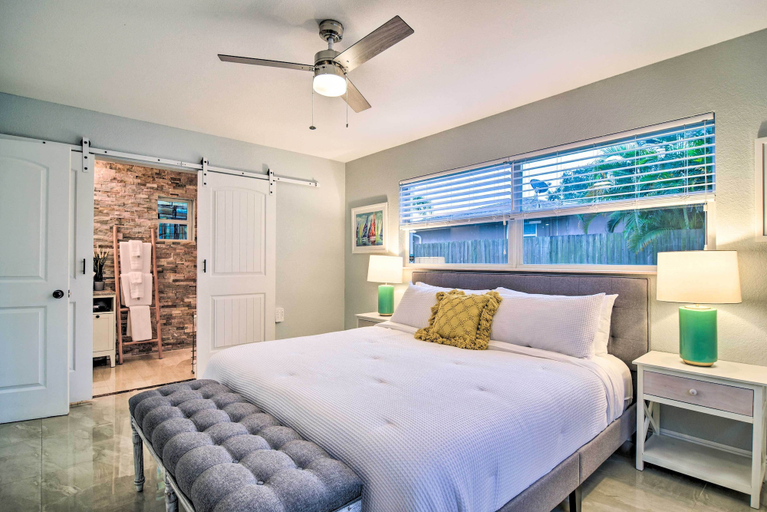Bedroom 3, Updated Largo Getaway w/ Private Pool & Lanai!, Pinellas