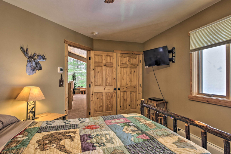 Bedroom 2, Dock, Fire Pit & Beach! Expansive Ruth Lake Home, Crow Wing