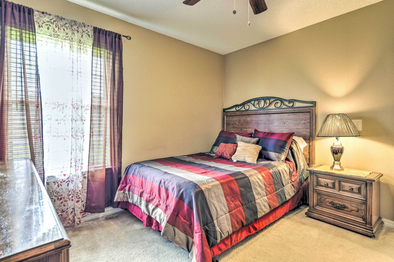Others 5, Waterfront Pensacola Home w/ Florida Room!, Escambia