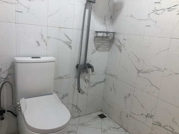 Bathroom 4