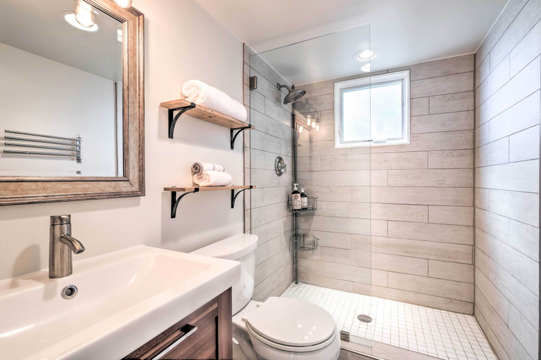 Bathroom 3, Tranquil Port Republic Home w/ Water Views!, Calvert