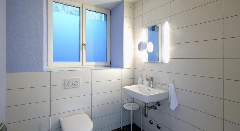 Bedroom 4, Hotel Roter Ochsen, Solothurn