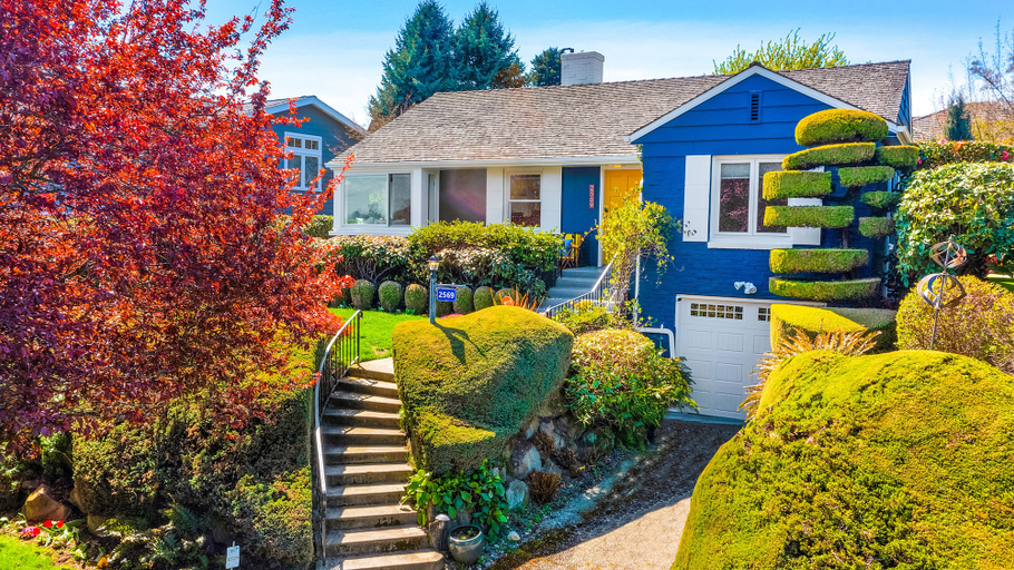 Exterior & Views 2, Magnolia on the Hill, Seattle