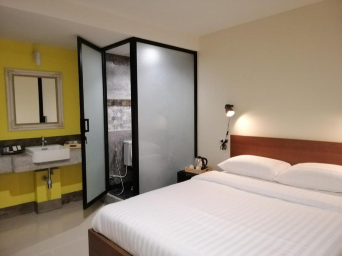 Bedroom 5, The Marble Hostel, Bang Rak
