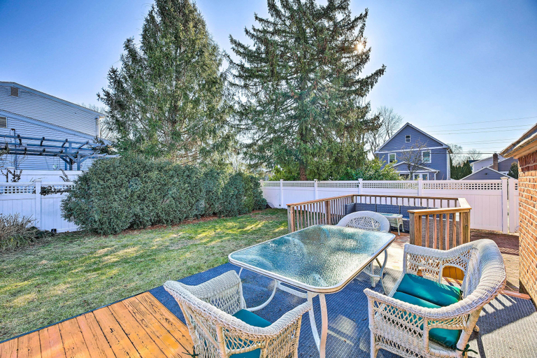 Others 1, Glen Head Home w/ Yard ~ 28 Mi to NYC, Nassau