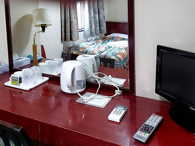 Others 4, minutes walk from JR Mihara Station "Nice Inn Mi, Mihara