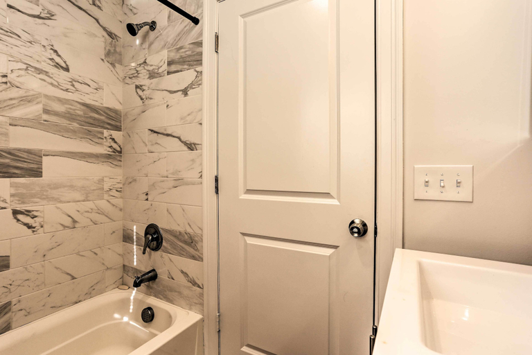 Bathroom 3, Newark Apt ~ 5 Mi to Museums & Art Centers!, Newark