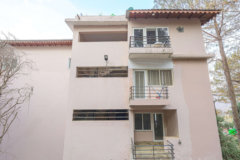 Exterior & Views 2, Iva 1 BHK by Dumnu Homes, Nainital