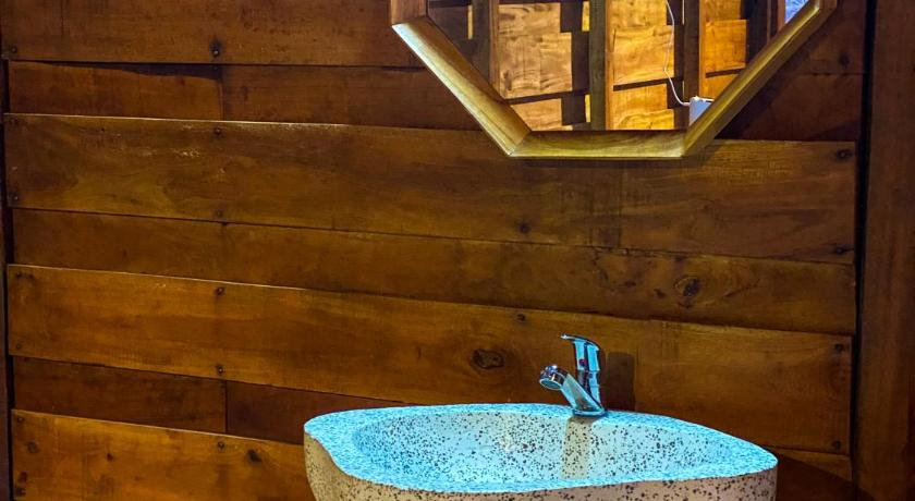 Bathroom, Cabilion diengcool, Wonosobo