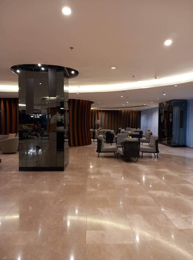 Others 5, Shore 2 Condo unit near MOA, Pasay City