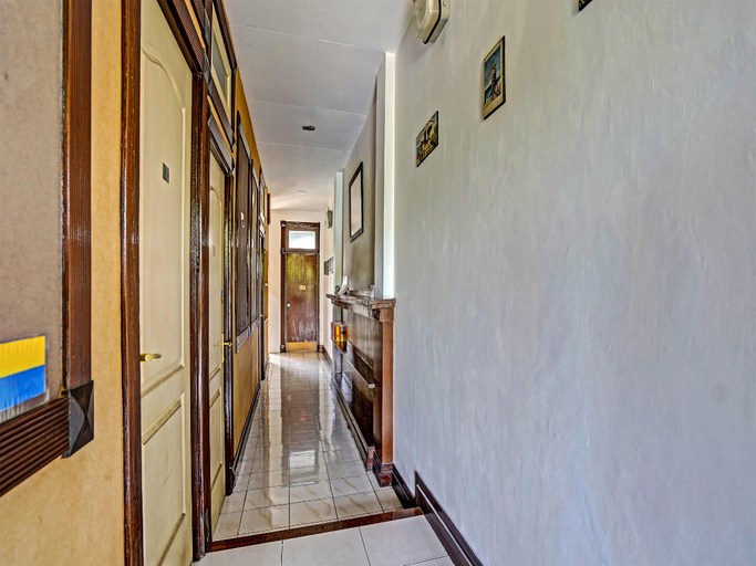 Public Area 4, OYO 91846 Ms Rini Homestay Syariah, Surabaya