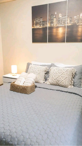 Two Palm Tree Condo , Pasay City
