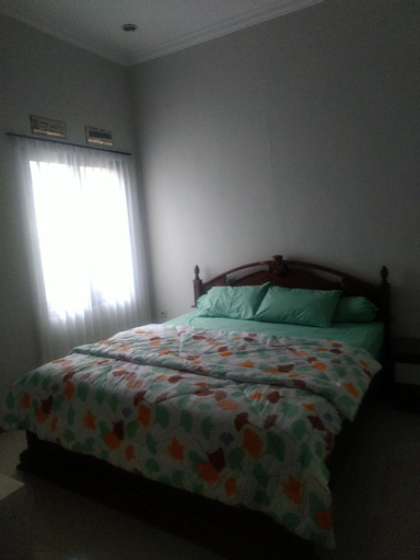 Bedroom 2, ALINEA Homestay Syariah, Malang
