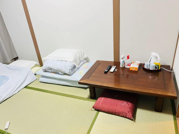 Bedroom 2, Fukuyado FUKUINN Room 202, Takamatsu
