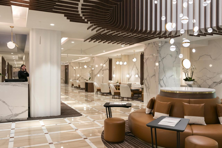 Public Area 3, Gray d'Albion Barriere Cannes, Alpes-Maritimes