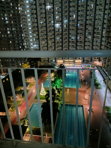 One BR @ Light Residences w/ pool view balcony, Mandaluyong