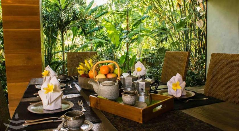 Food & Drinks 5, Wahyu Private Peaceful Two Br Rustic Villa W Pool, Denpasar