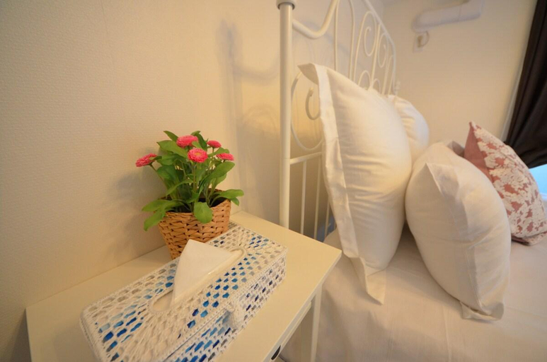 Bedroom 1, Riverside namba 601, Osaka