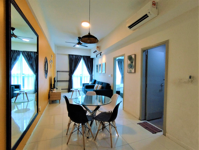 Dining Room 13