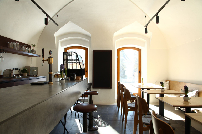 Food & Drinks, Welkam, Poprad