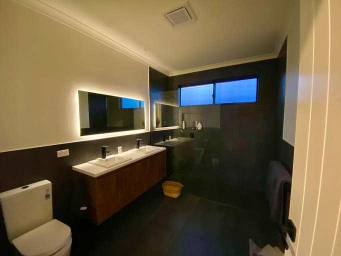 Bathroom 3, Wamoon Retreat- The Apartment , South Gippsland - East